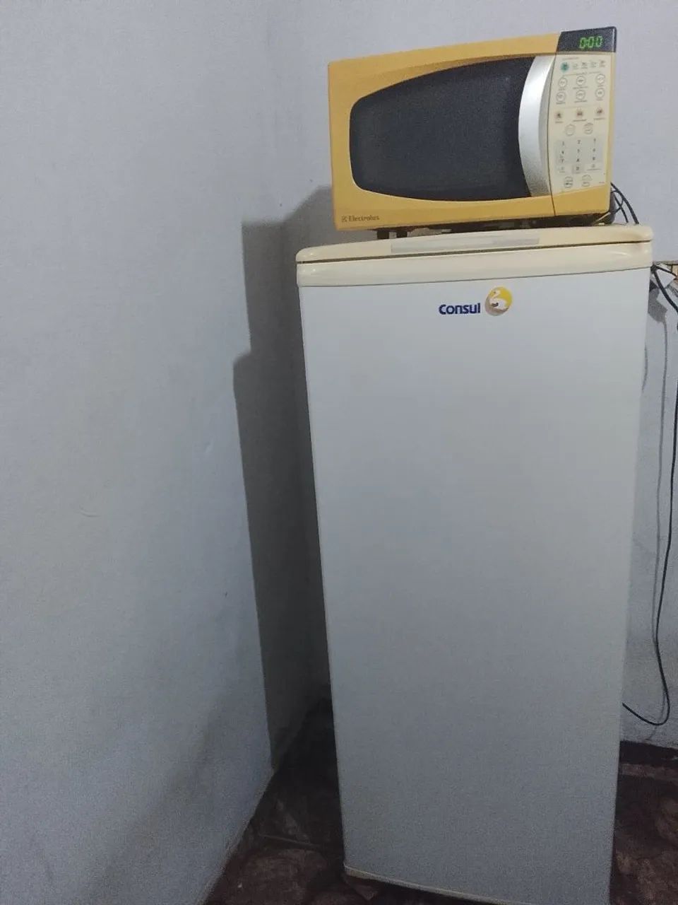 GELADEIRA E MICROONDAS 750 - Foto 2