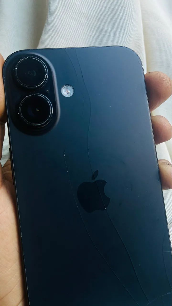 iPhone 16 plus  - Foto 2