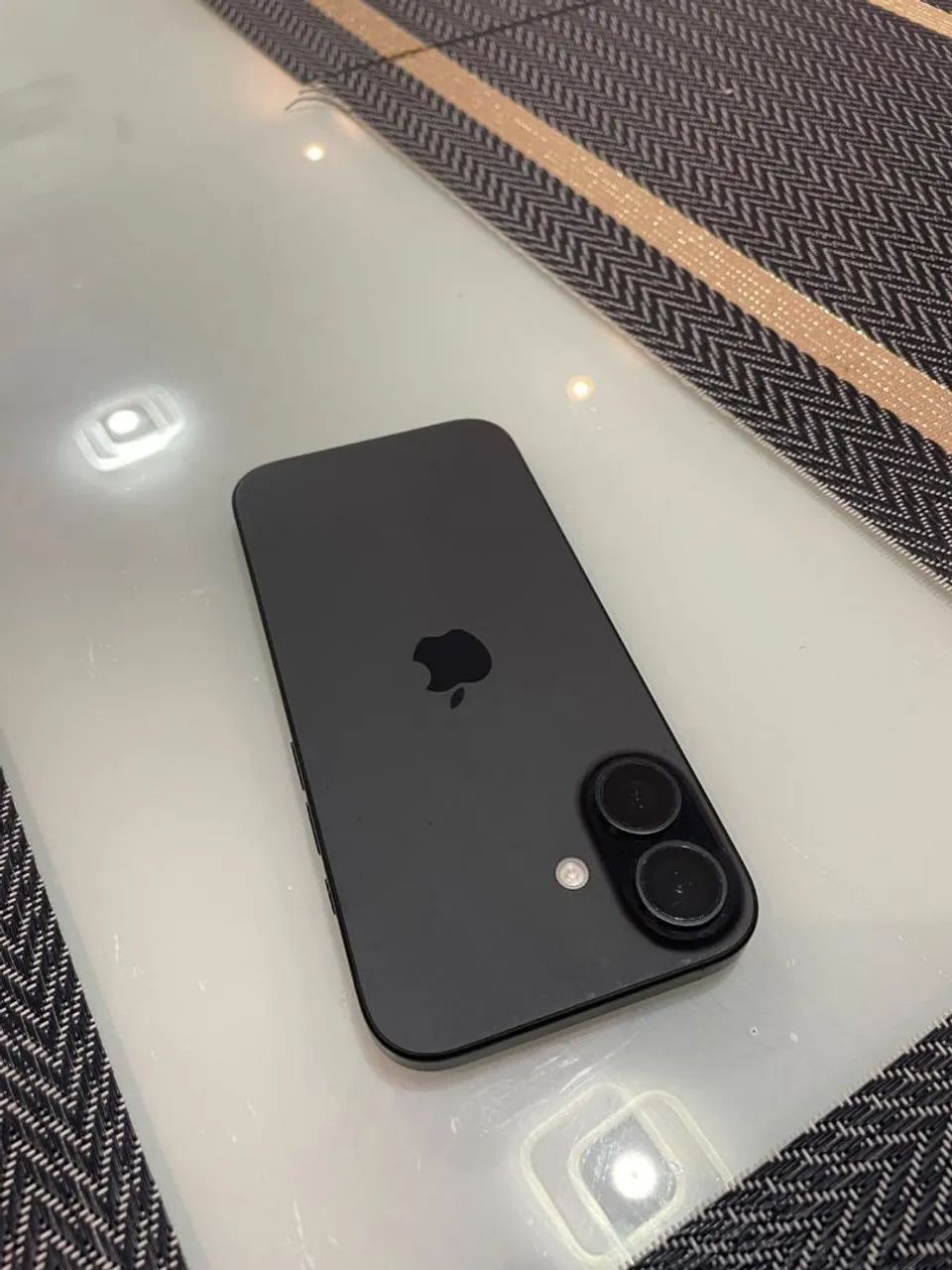 IPHONE 16 128g (BLACK) - Foto 3