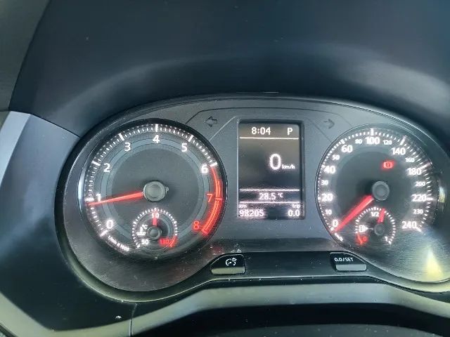 Volkswagen Voyage 2020