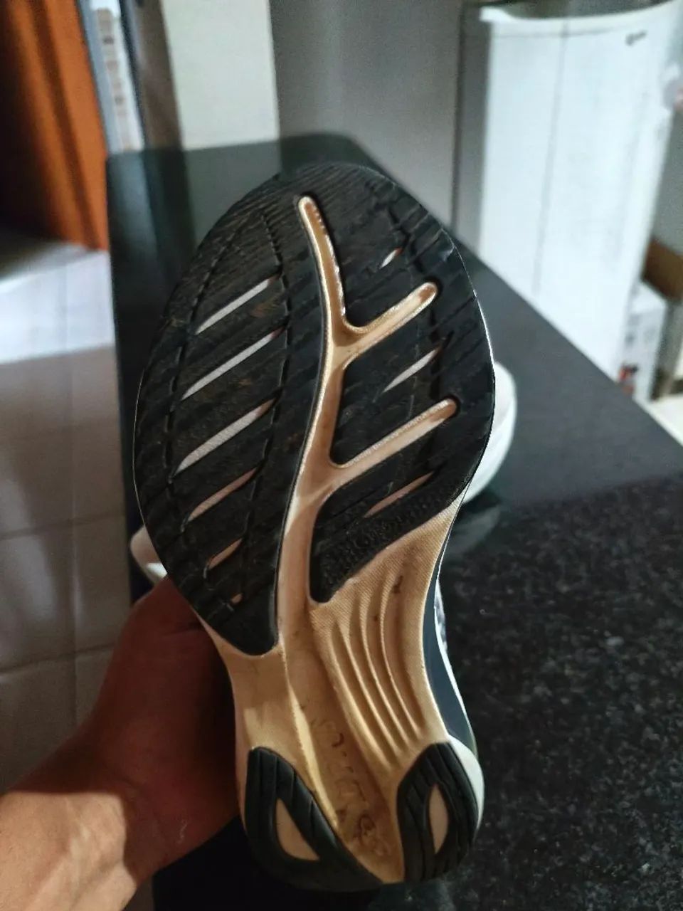 Tênis Corre turbo - Foto 4