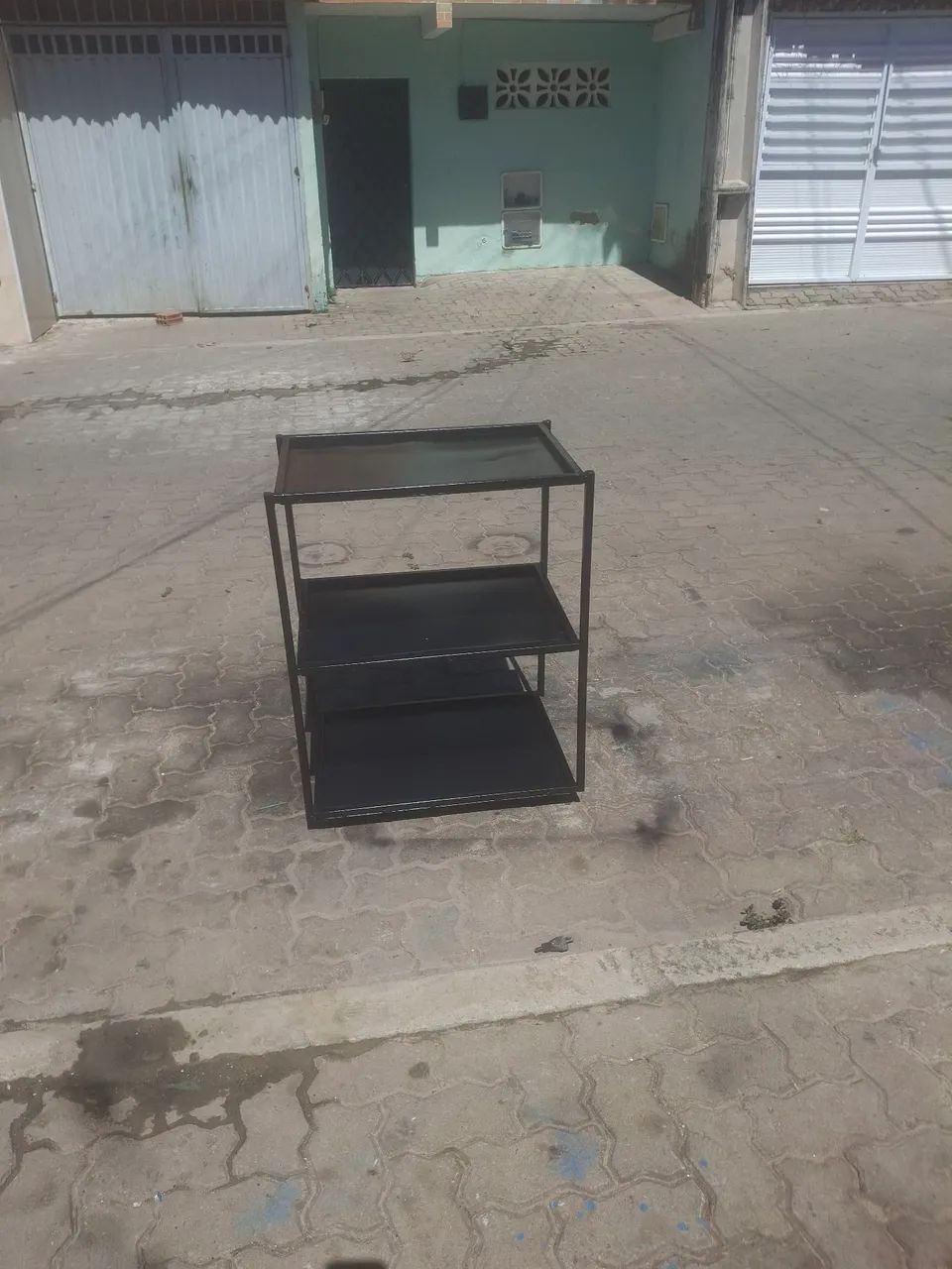 Carrinho  auxiliar  de ferramentas 