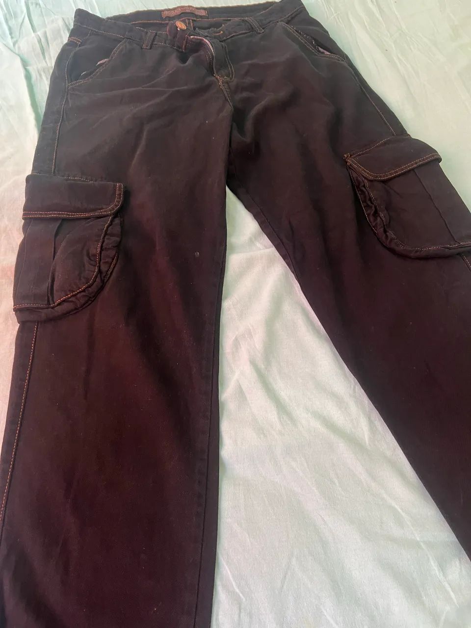 Vende se calça cargo tamanho 44 contanto *18  *