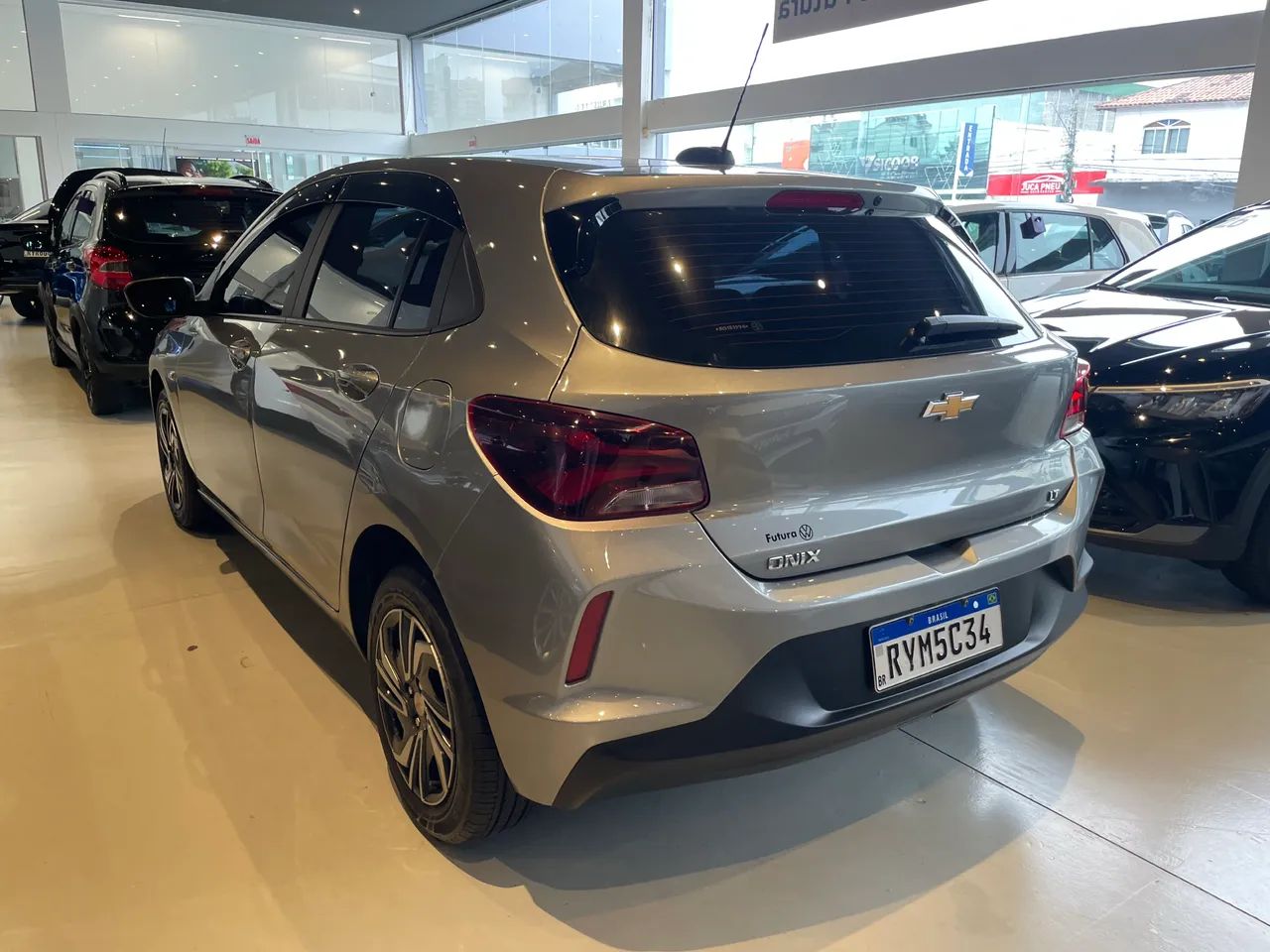 Chevrolet Onix Hatch LT 1.0 12V Flex Mec. 4P 2024 - Foto 4