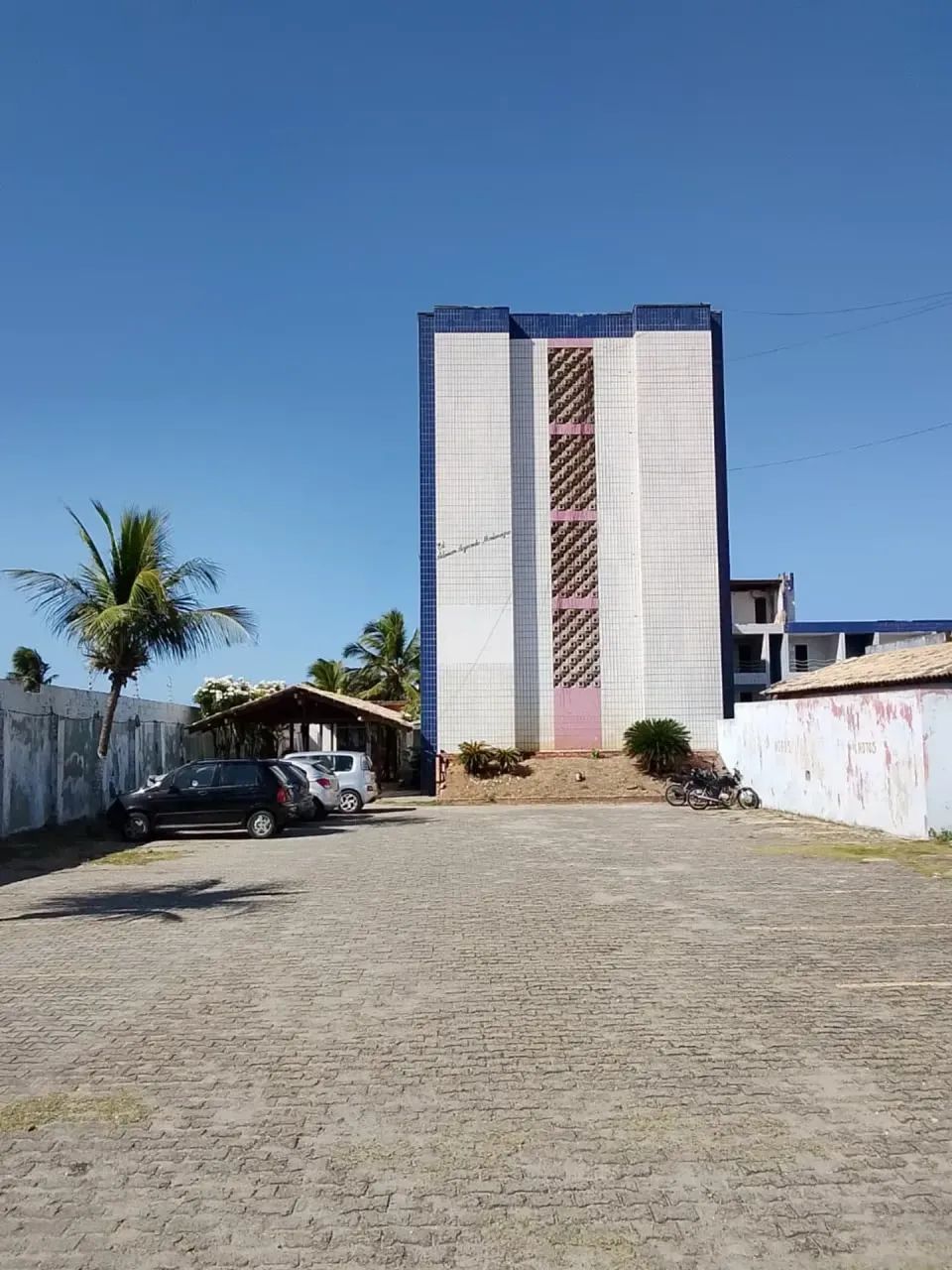 KITINETE COM VISTA PARA O MAR E VAGA DE GARAGEM - Foto 4