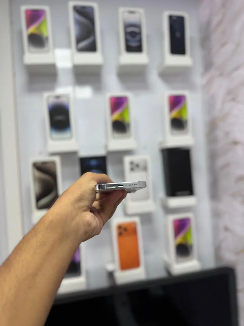 IPHONE 15 PRO 128 GB 3.700,00 - Foto 3