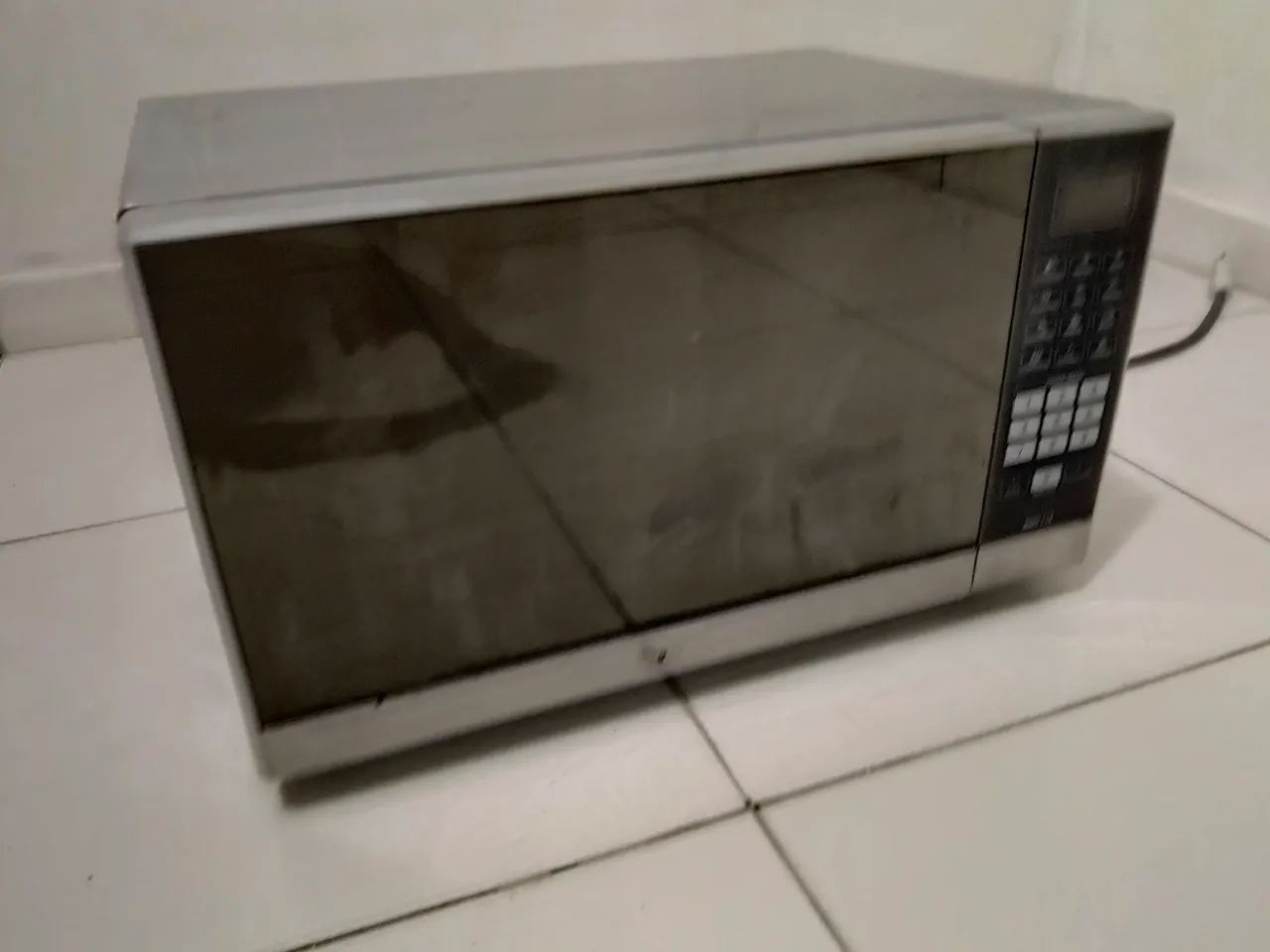 Microondas grande  - Foto 2