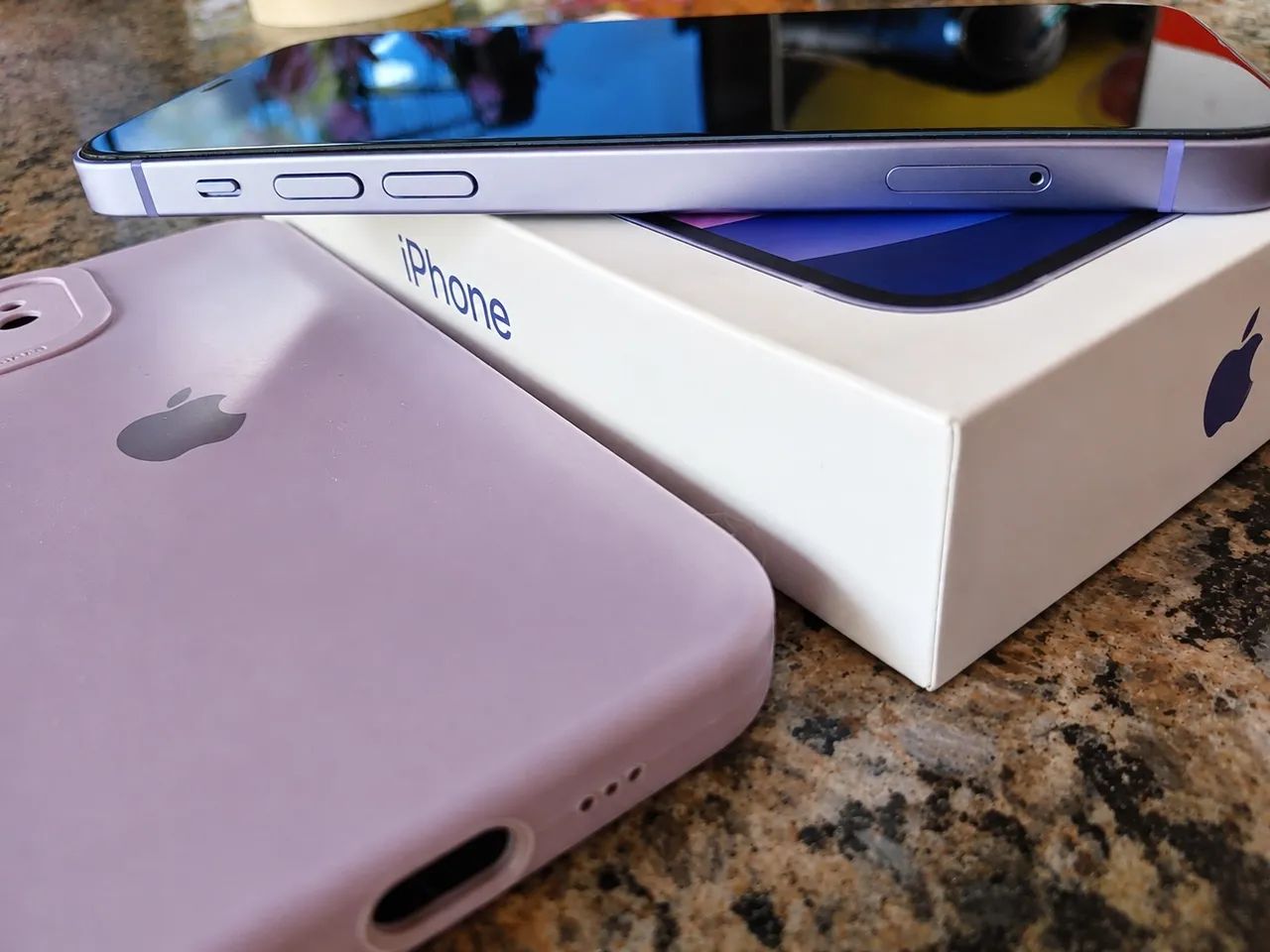 Iphone 12 128GB Roxo - Foto 4