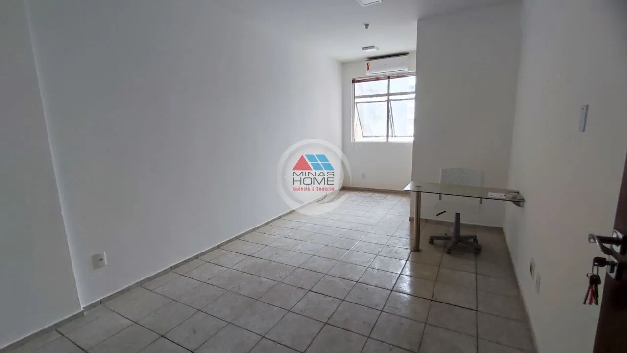 Sala com banheiro, Otima localização, condominio barato - Foto 3