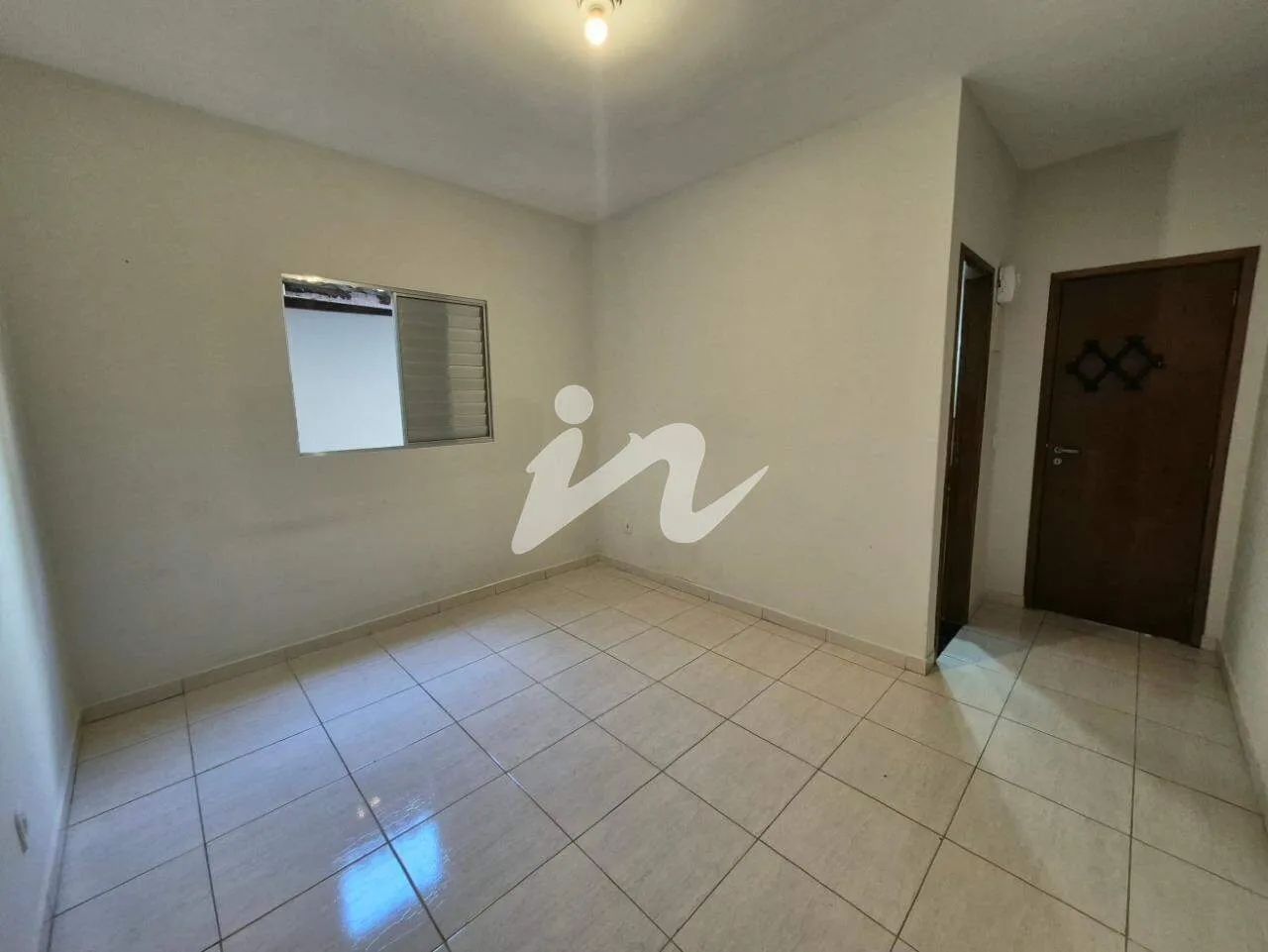 Casa térrea de aproximadamente 160 m² no Jardim Holanda - Foto 3