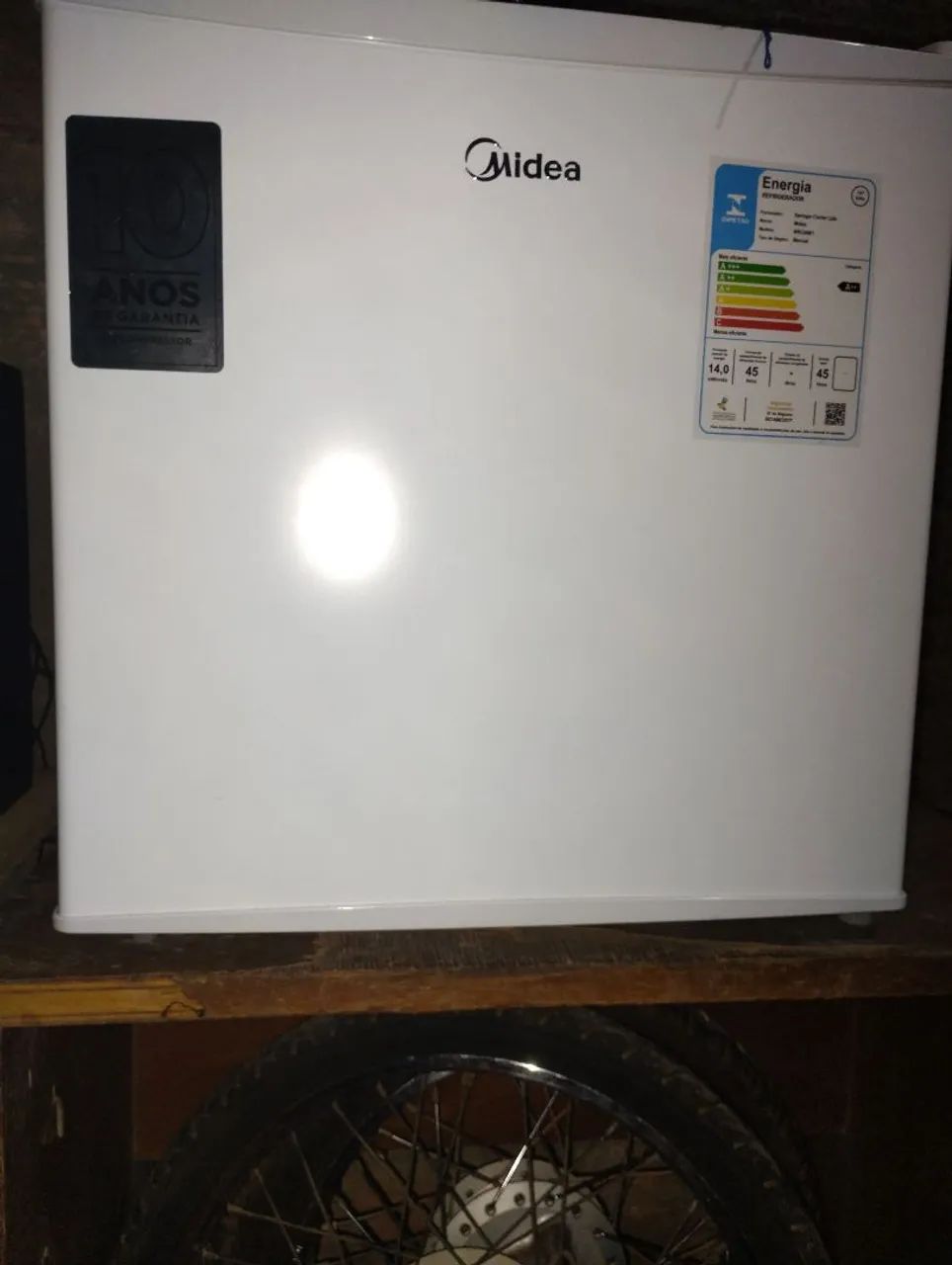 Frigobar Midea nunca usado!