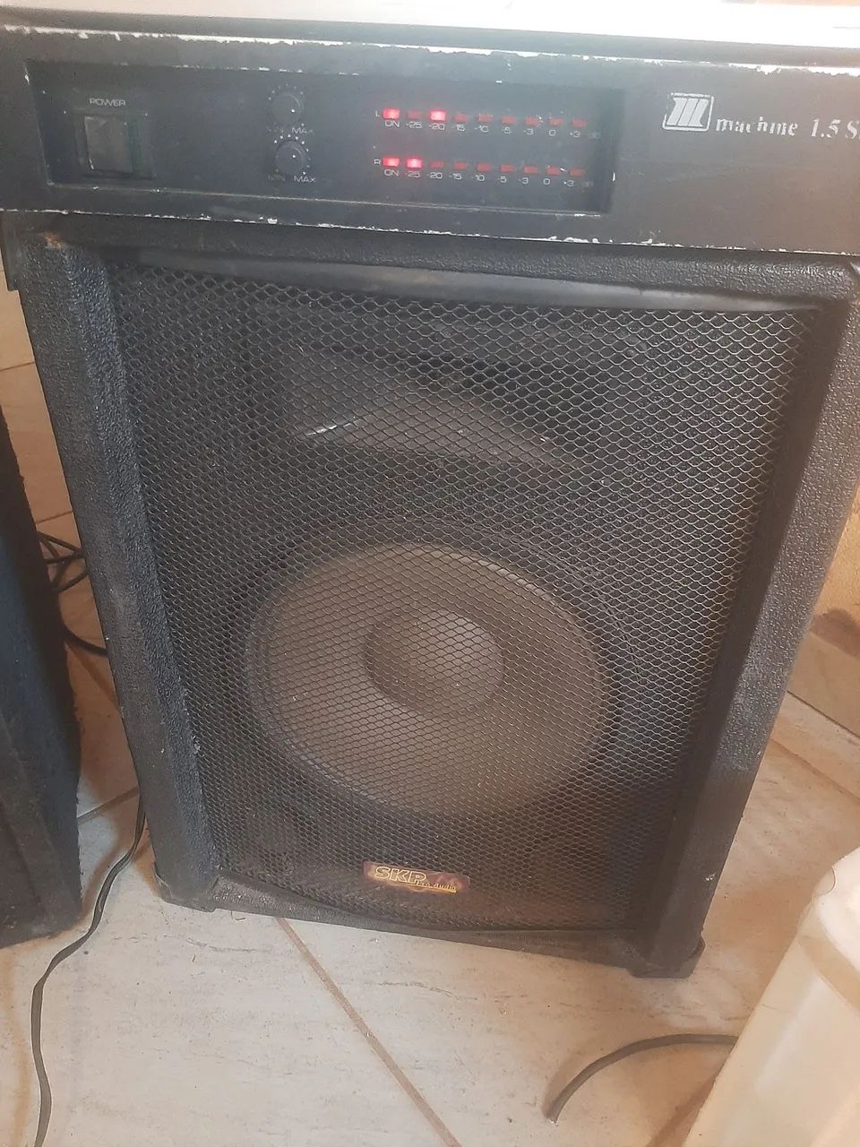 Potencia machine 1.5 sb + duas caixas de 10 polegadas de 300 wats vende ou troco  - Foto 2