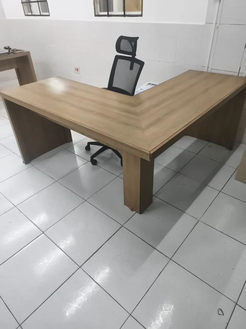 Mesa escritório em L - Foto 3