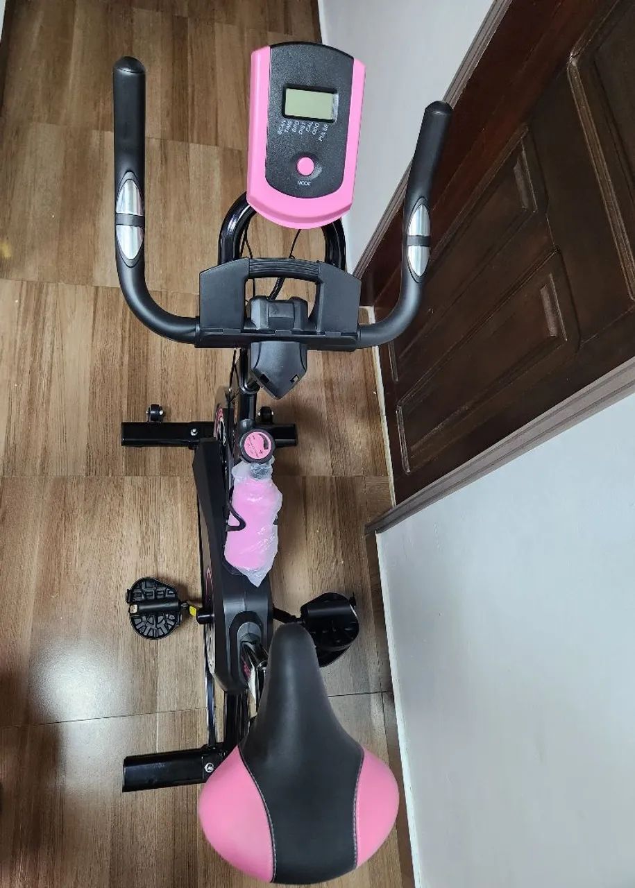 BICICLETA ERGOMÉTRICA SPINNING ROSA(NOVA, NUNCA USADA) - Foto 3