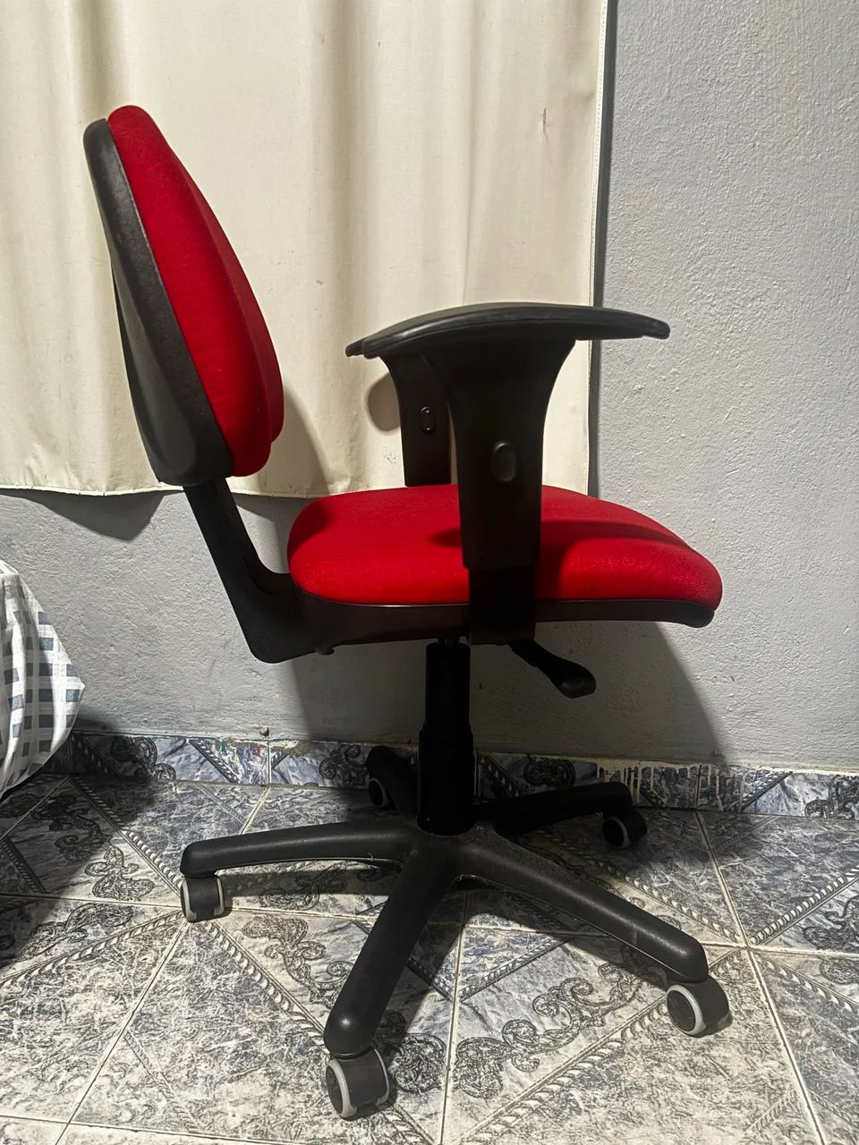 Cadeira de escritório flexform  - Foto 5