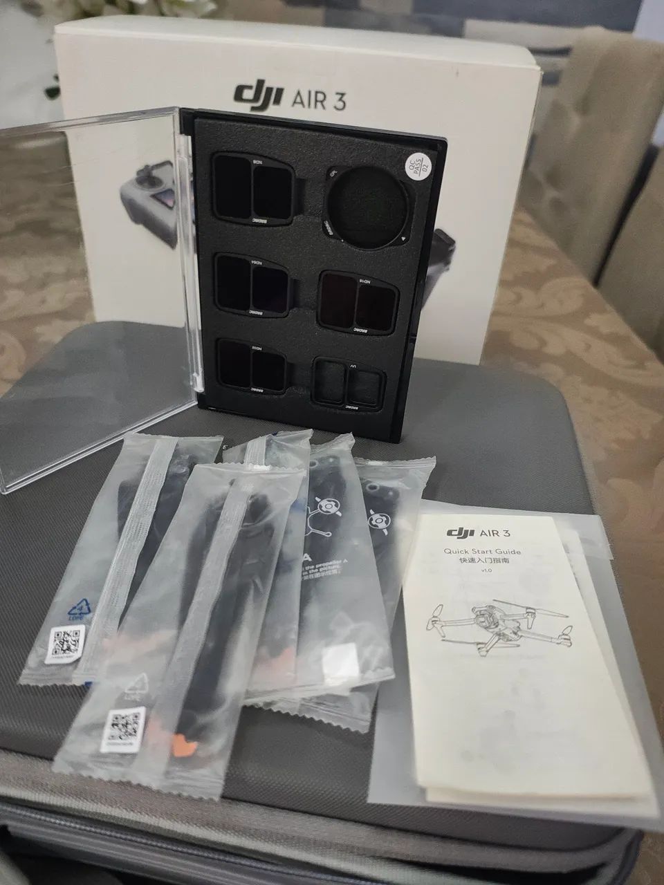 Drone DJI Air 3 Fly More Combo - Controle RC 2 (com tela) + Kit Filtros ND - Impecável - Foto 3