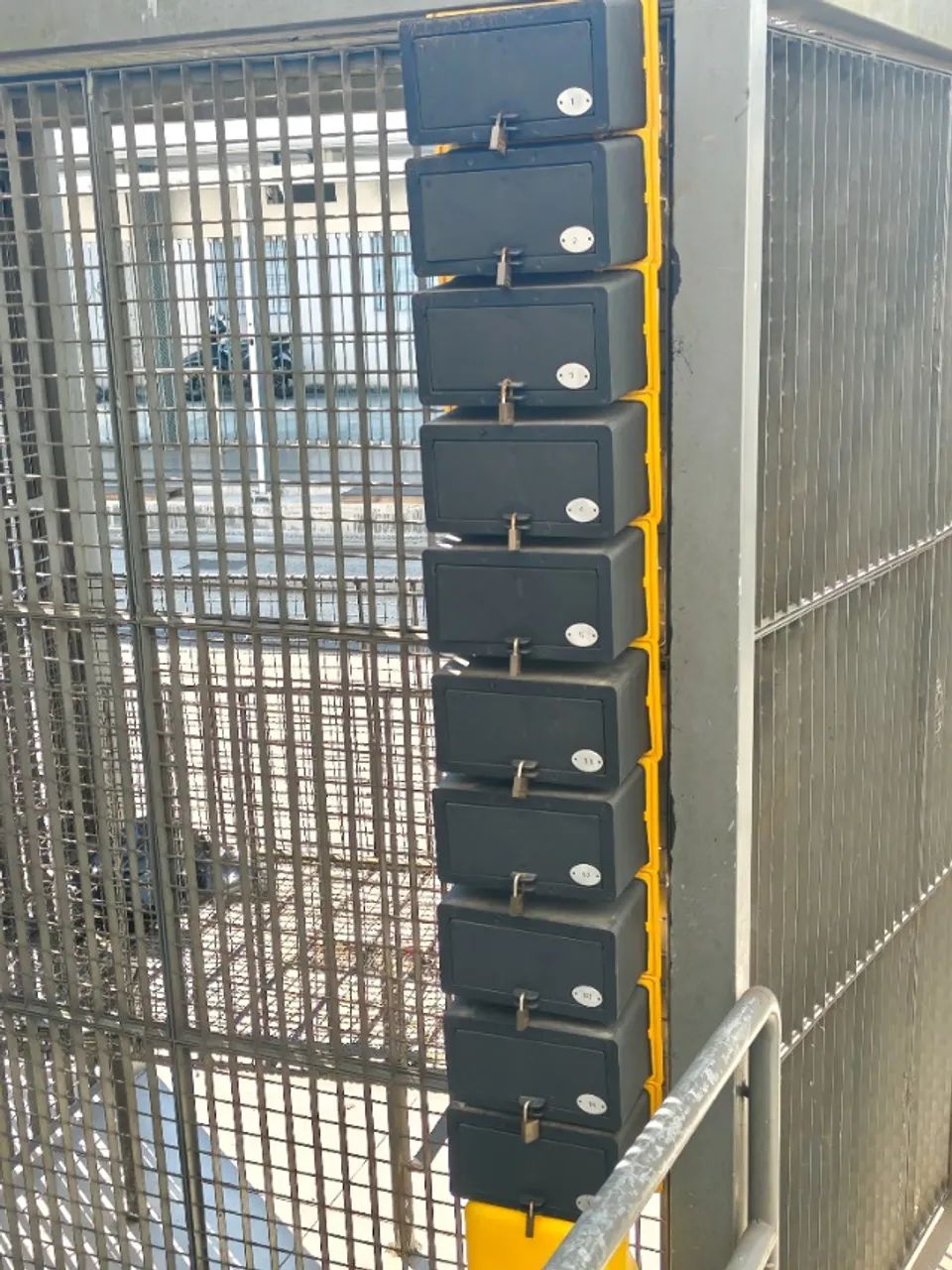 Kitnet no Centro em frente a estação do VLT  - Foto 3
