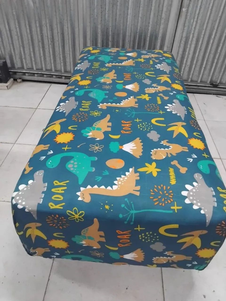 Vende-se cama box