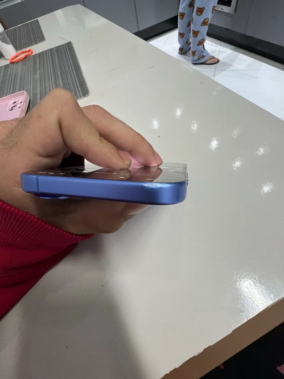 IPHONE 16 128GB PURPLE 93% - Foto 4