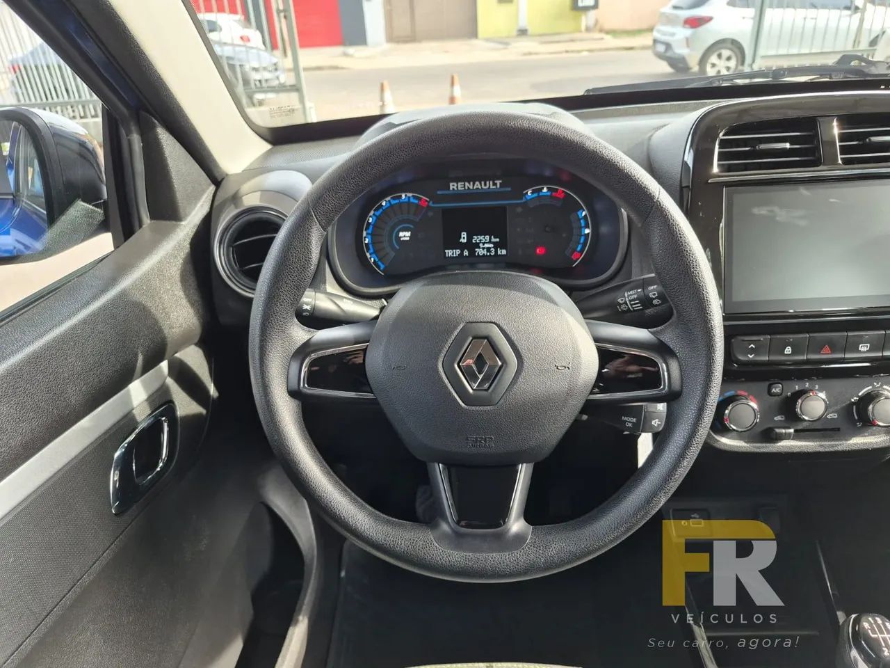 Renault Kwid Outsider 1.0 Flex 12V 5P Mec. 2025 - Foto 4