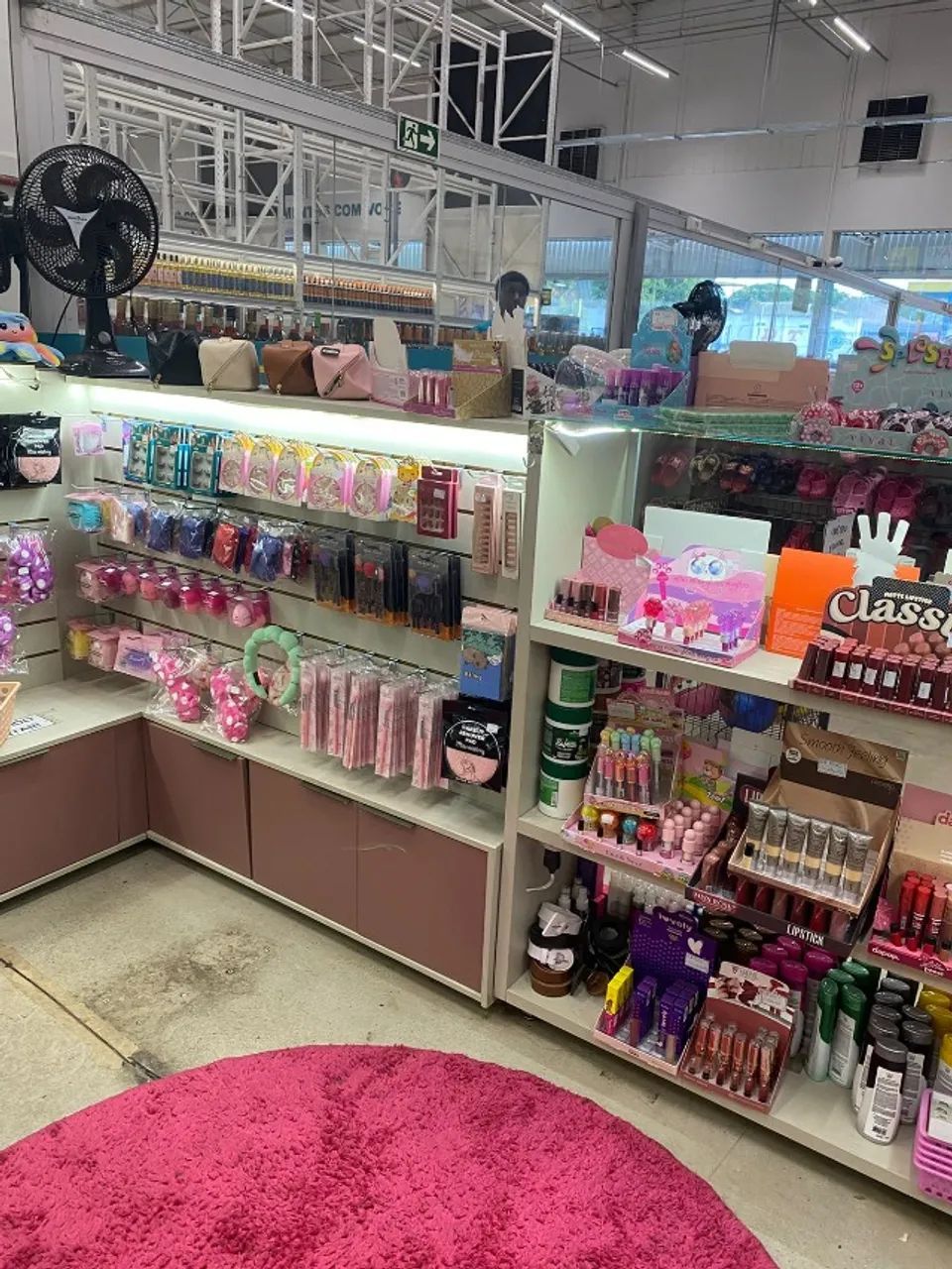 Quiosque para Maquiagem e bijuterias Jardim Novo Mundo - Foto 2