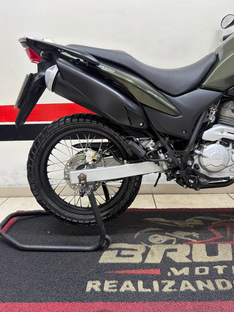 XRE 300c 2017  MUITO NOVA  ( DIVIDO EM 24 VEZES NO CARTÃO ) - Foto 10