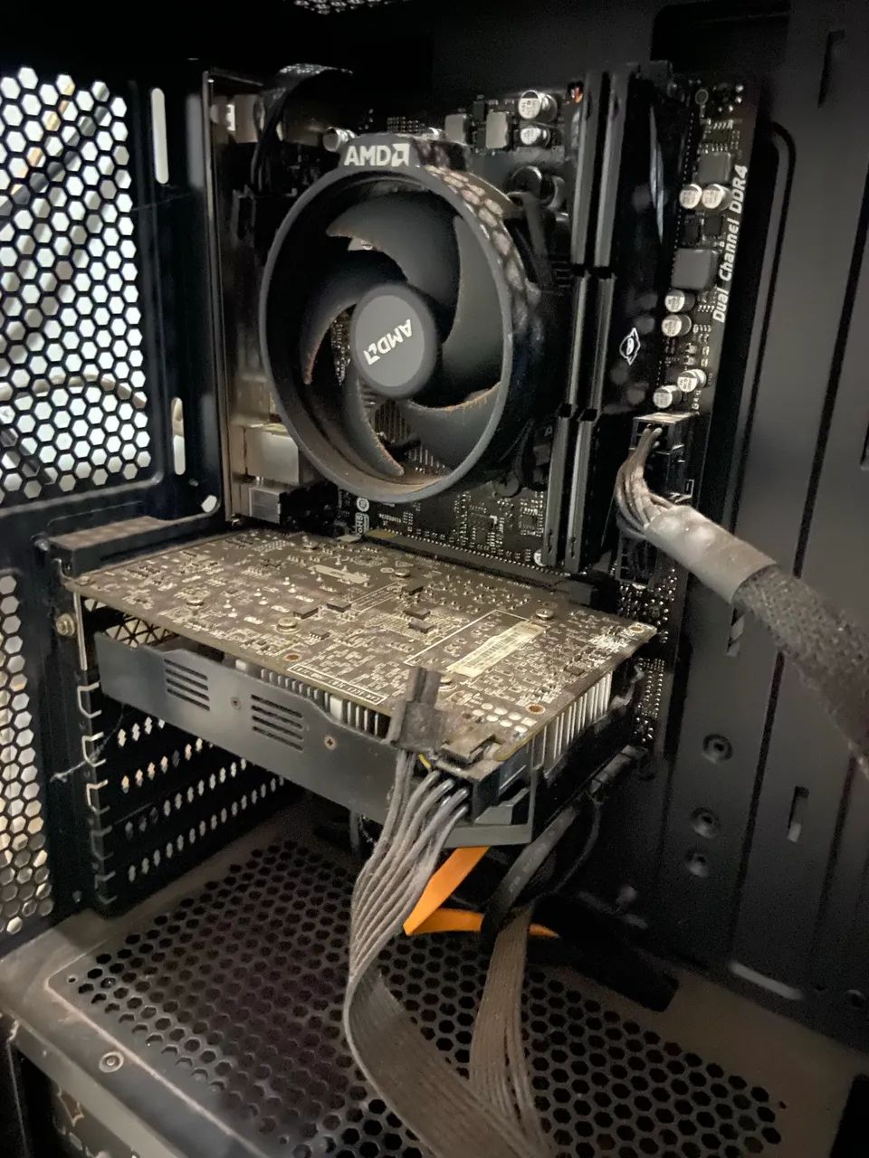 Pc Gamer Ryzen 3200g gtx 1060 - Foto 2