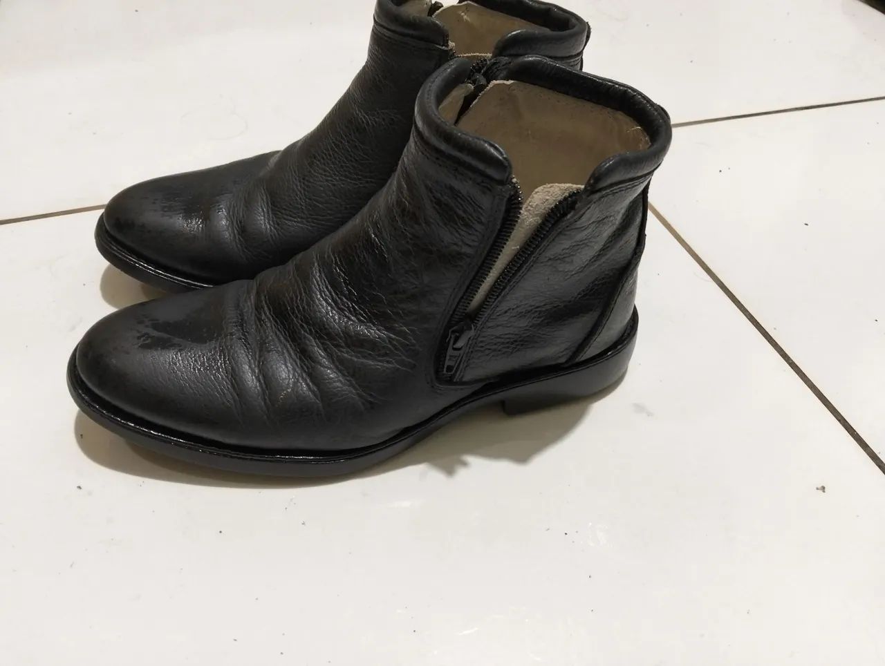 Bota de couro toda costura  - Foto 2