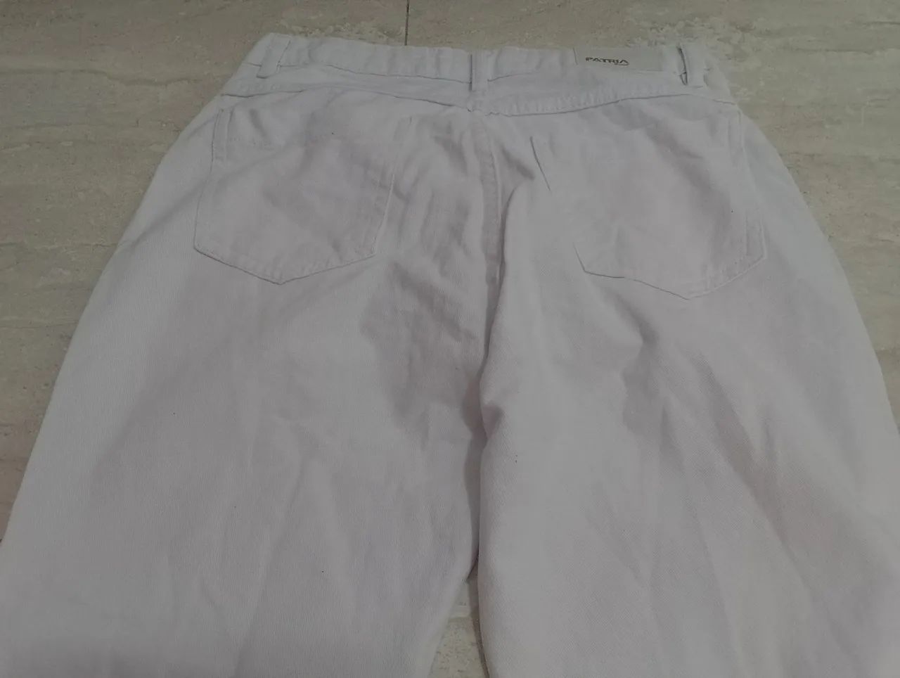 Calça Jeans Feminina Mom Branca Número 40 - Nova - Foto 4