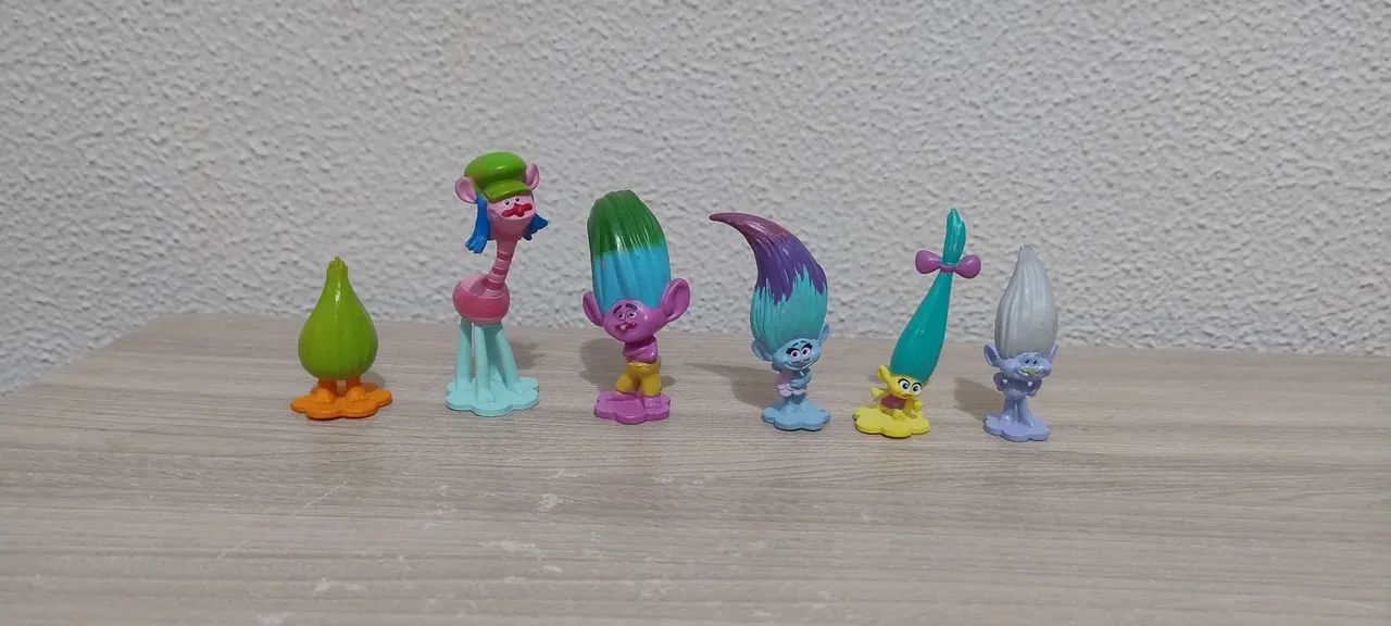 Lote 6 miniaturas Trolls DWA