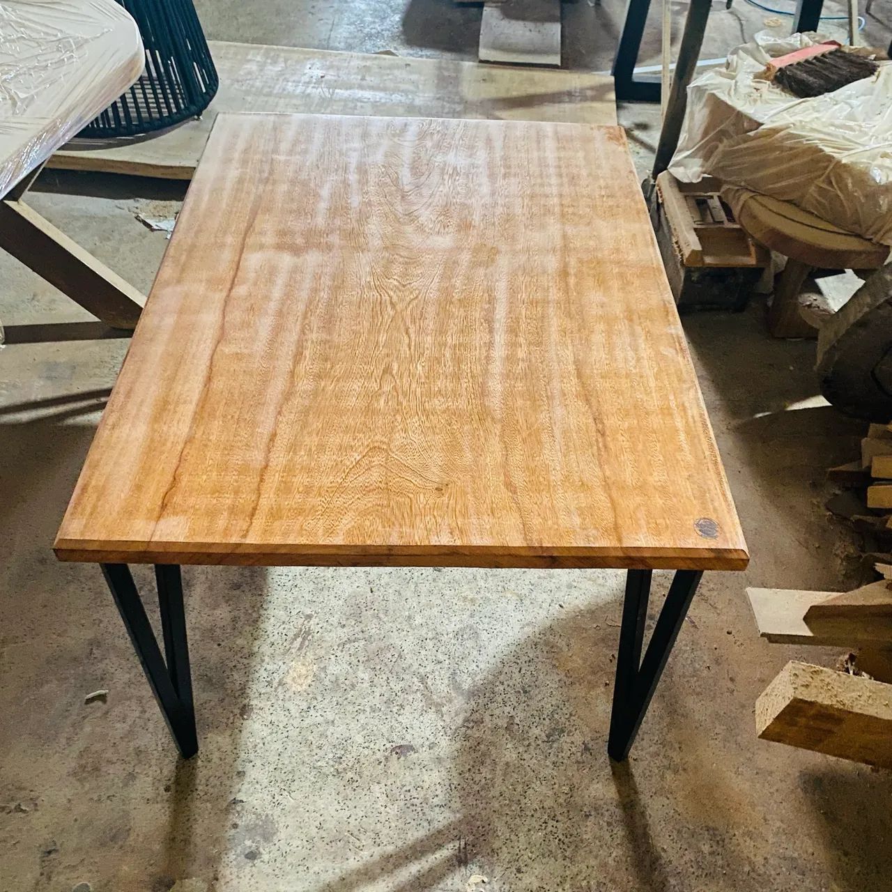 Mesa de jantar madeira 