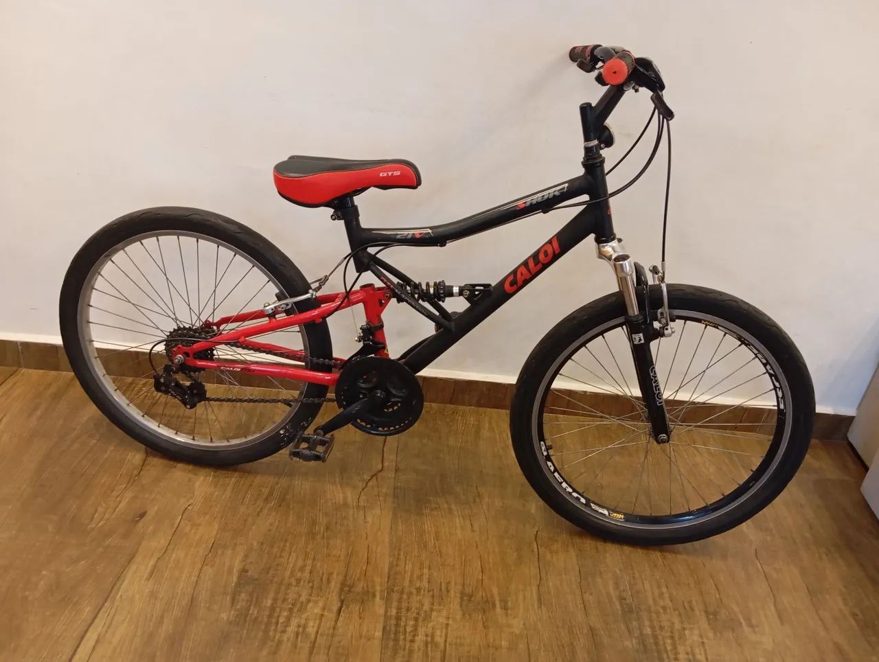 Bicicleta Caloi Show aro 24 - Foto 5