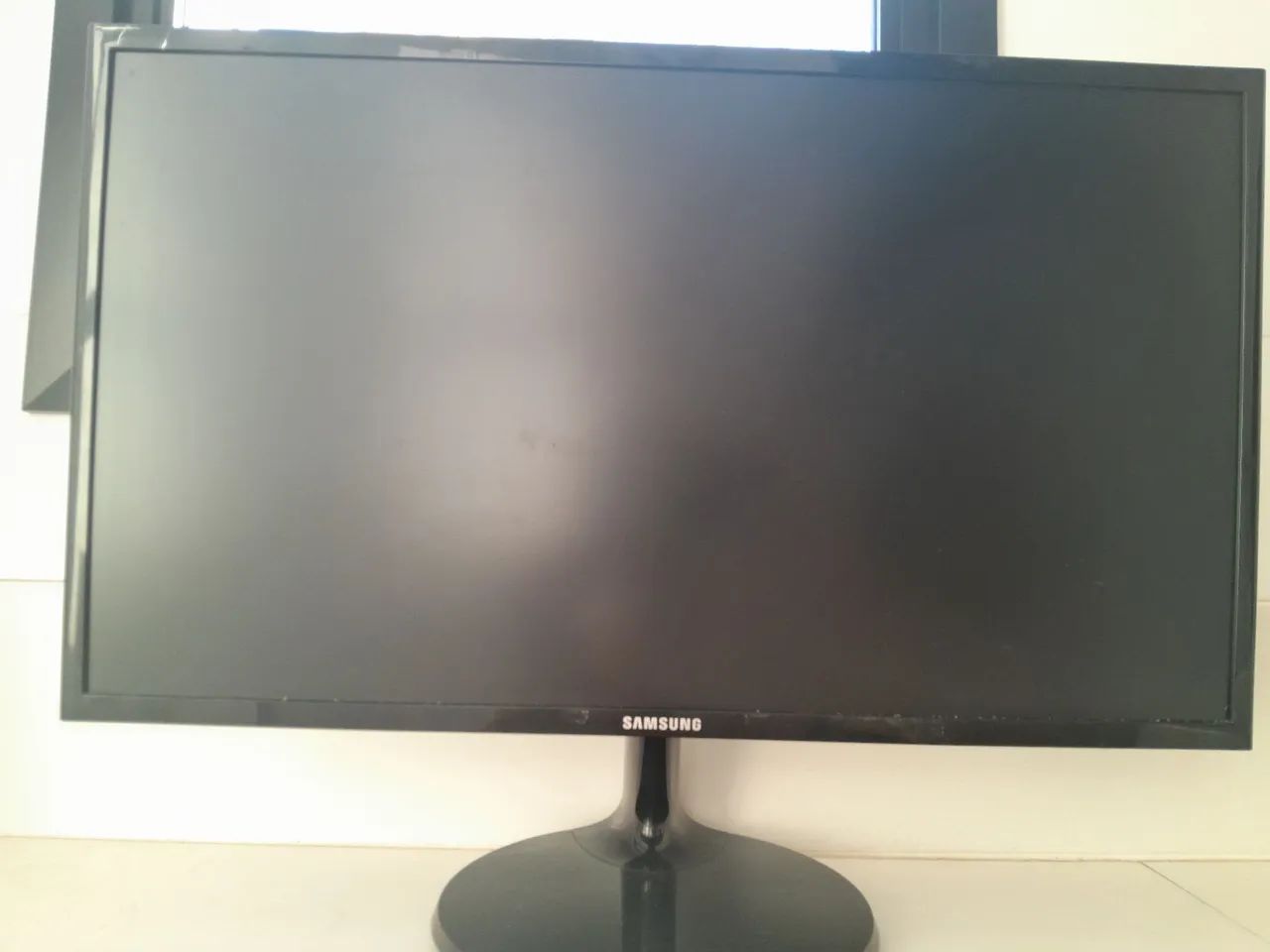 Monitor led Samsung 24 pol