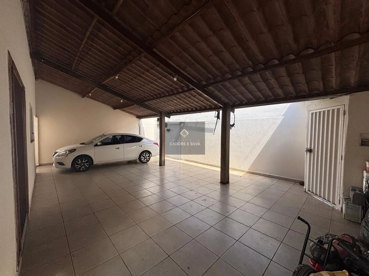 Casa a venda no São Jorge com 5/4 e 01 suíte