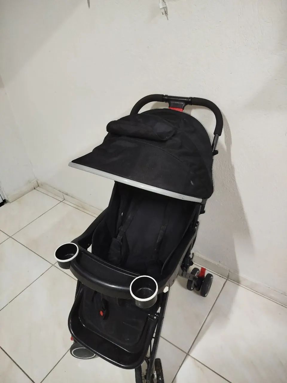 Vendo carrinho e bebe conforto  - Foto 4