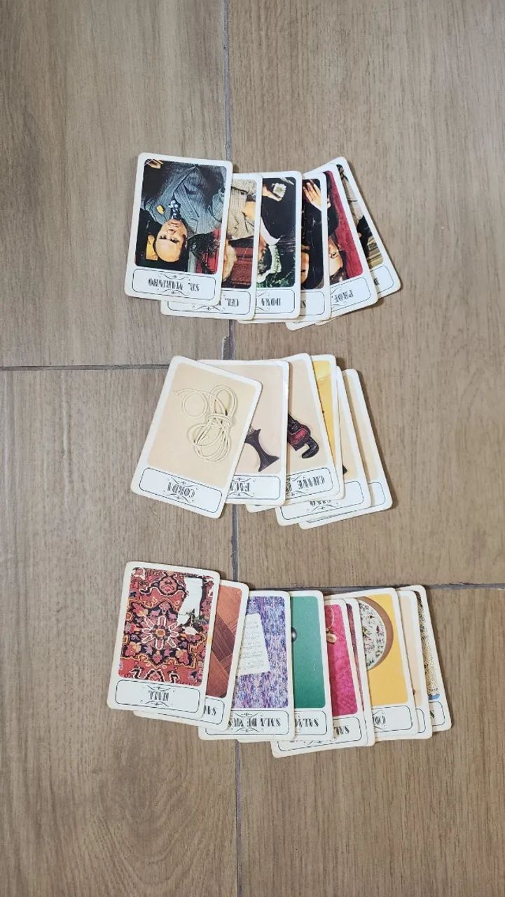 Jogo Detetive Anos 70 Estrela - Tabuleiro e Cartas - Foto 2
