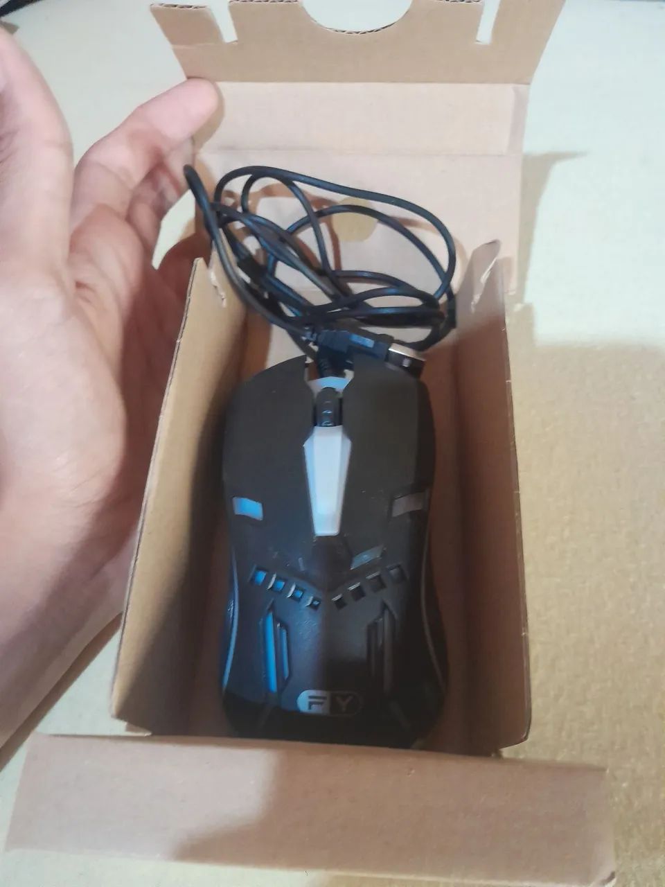 Vende se mause gamer com rgb 
