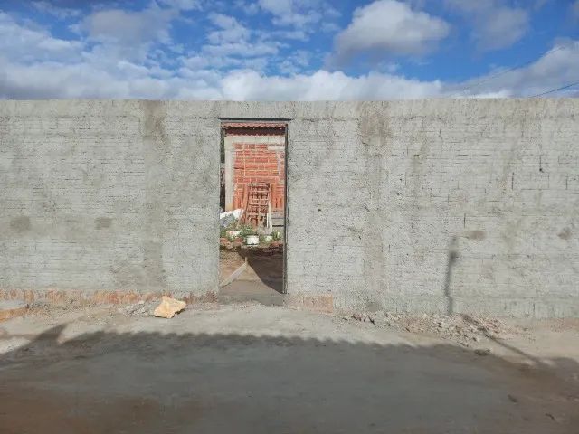 Terreno 207m², com kitnet, murada e portão novo. - Foto 4