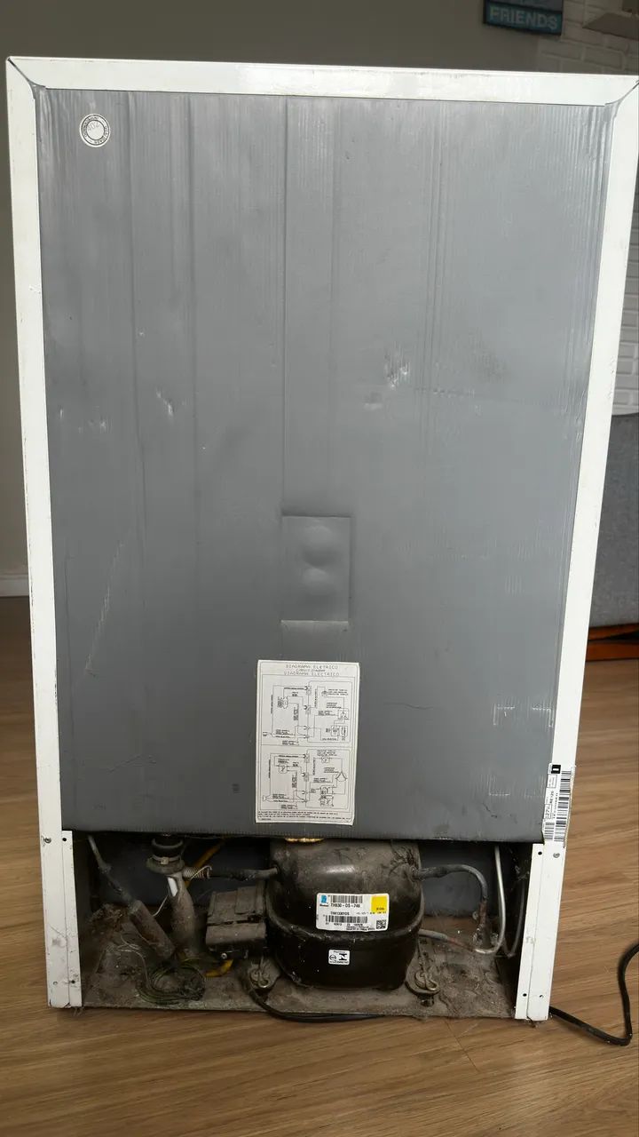 Frigobar Eletrolux - Foto 5