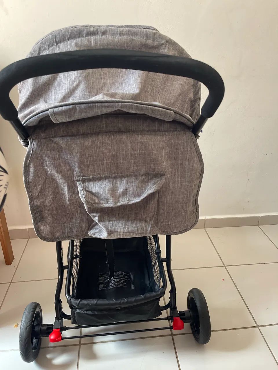 Carrinho de bebê + bebê conforto super conservado, 2 meses de uso - Foto 3