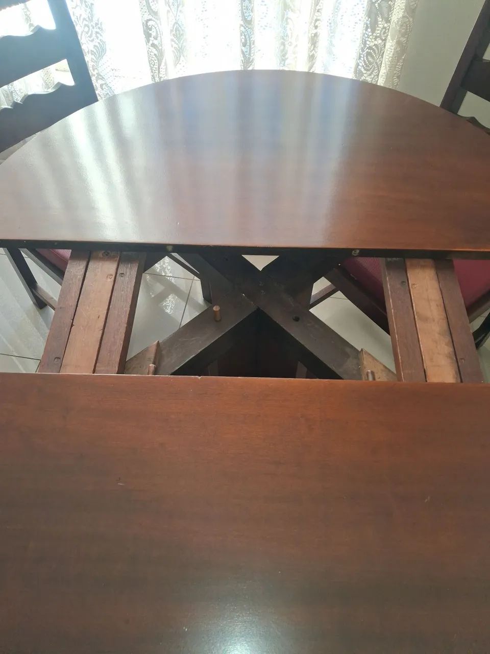 Mesa Jantar Imbuia Maciça com 4 cadeiras  - Foto 5