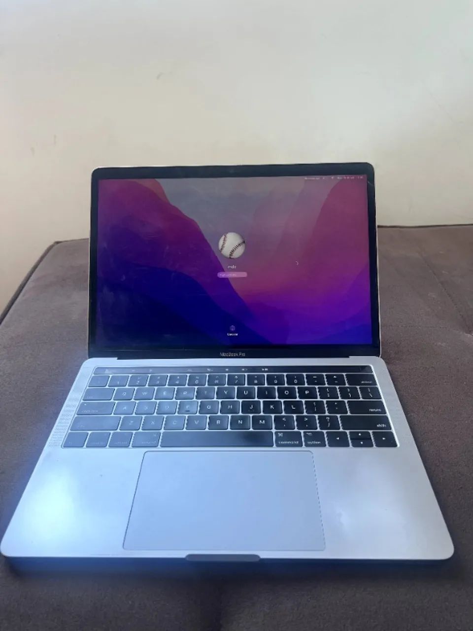 MacBook Pro 2017 13? com Touch Bar | i5 | 8 GB RAM | SSD 256 GB