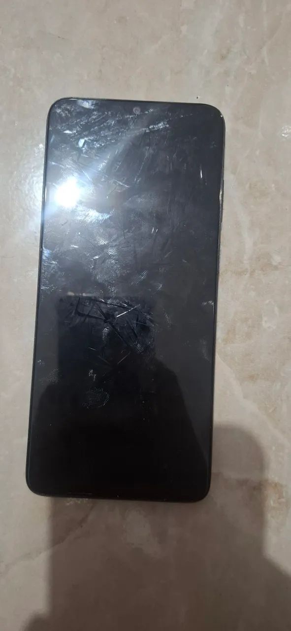 Moto E22 com placa mãe queimada - Foto 2