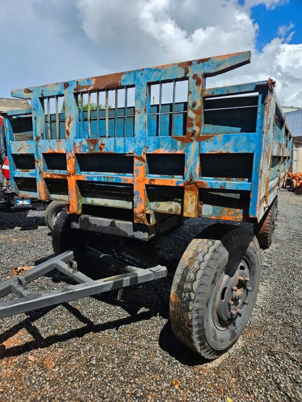 Carreta de madeira com chassi de caminhão - Foto 4