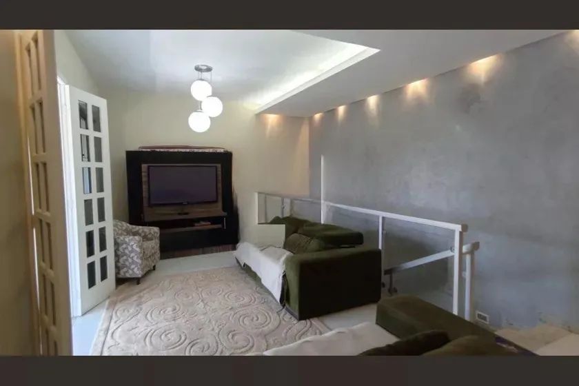 Casa à Venda - Havaí, 3 Quartos, 290 m2