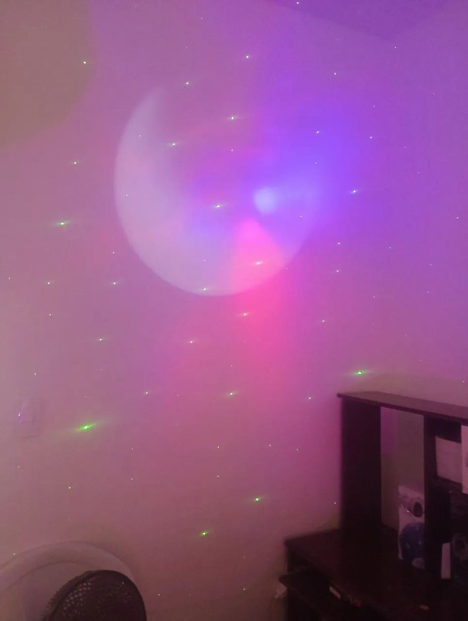 Projetor e astronauta vendo separado também  - Foto 3