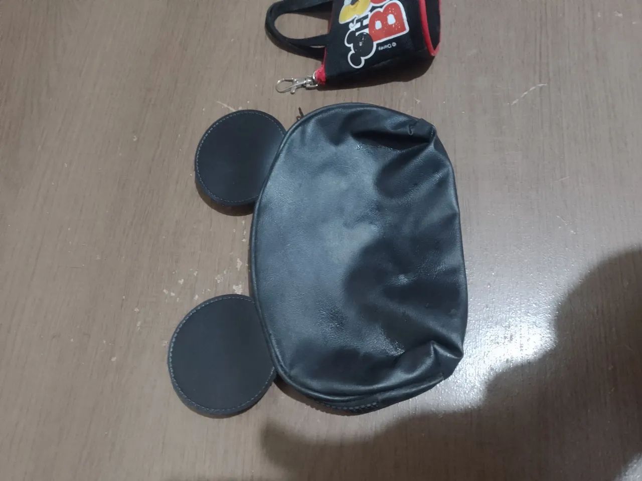 Bolsinha + porta moedas Mickey mouse  - Foto 3