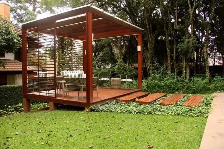 Pergolado em madeira nobre - Foto 2