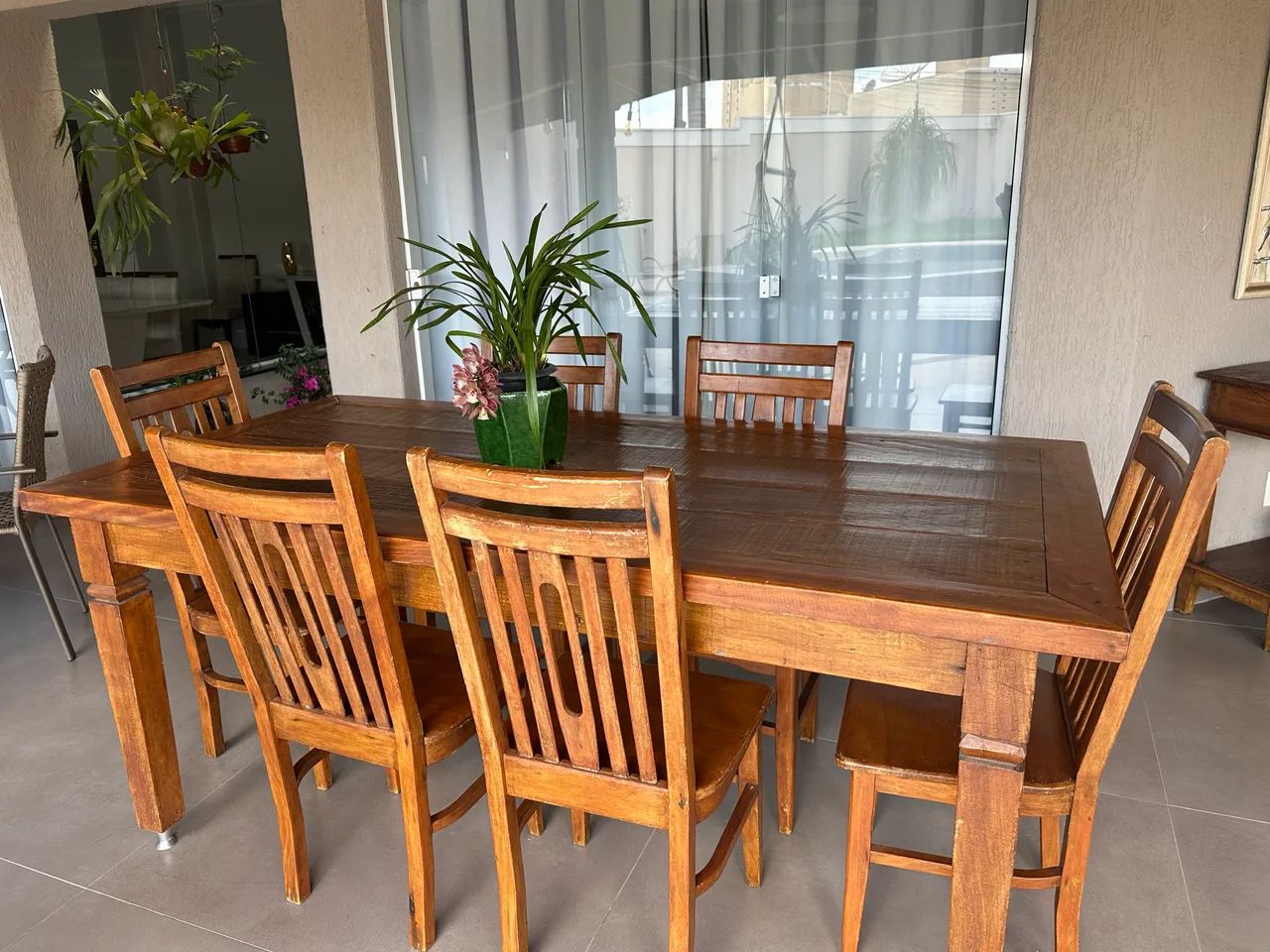 Mesa e cadeiras de madeira de demolição  - Foto 2