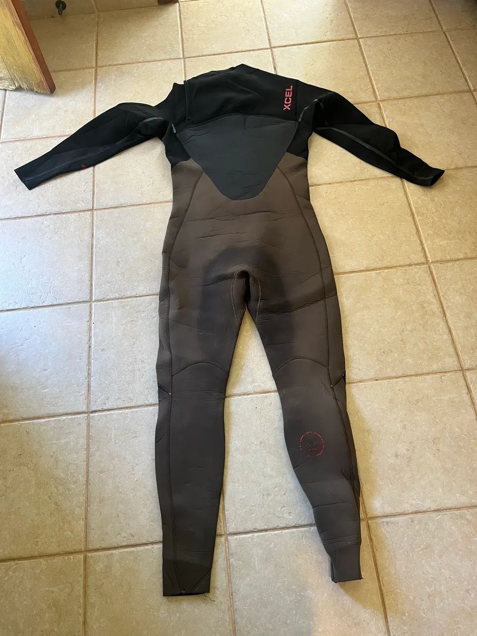 Roupas de borracha  - Foto 2